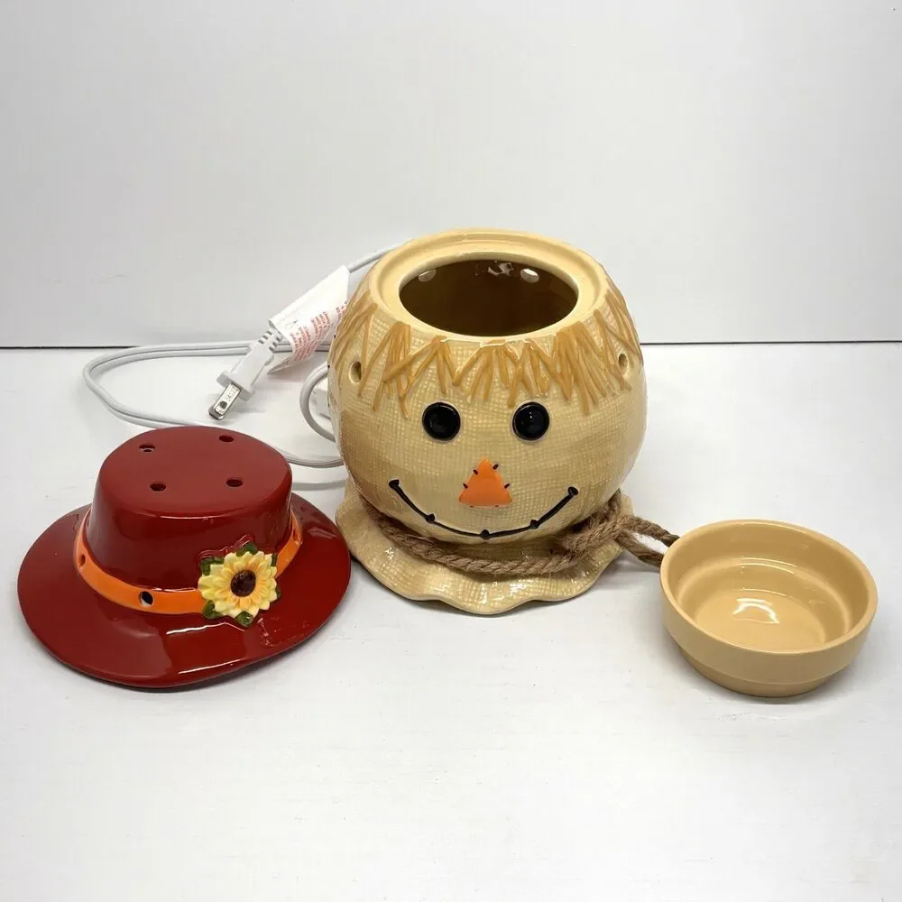 Scentsy Scarecrow Premium Warmer Full Size Retired Fall Halloween Thanksgiving